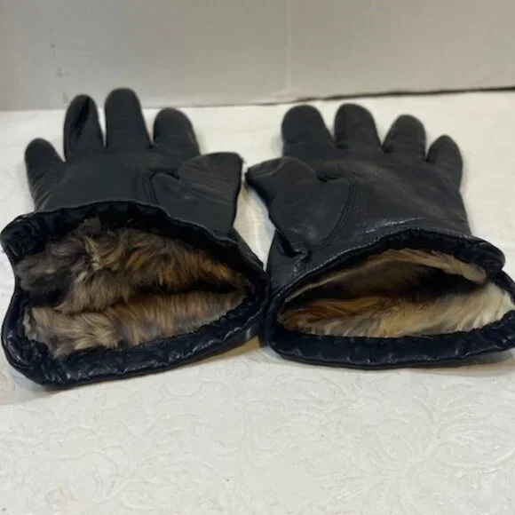 VTG Real Fur Lined Soft Leather Gloves Black Size: Sm-Med